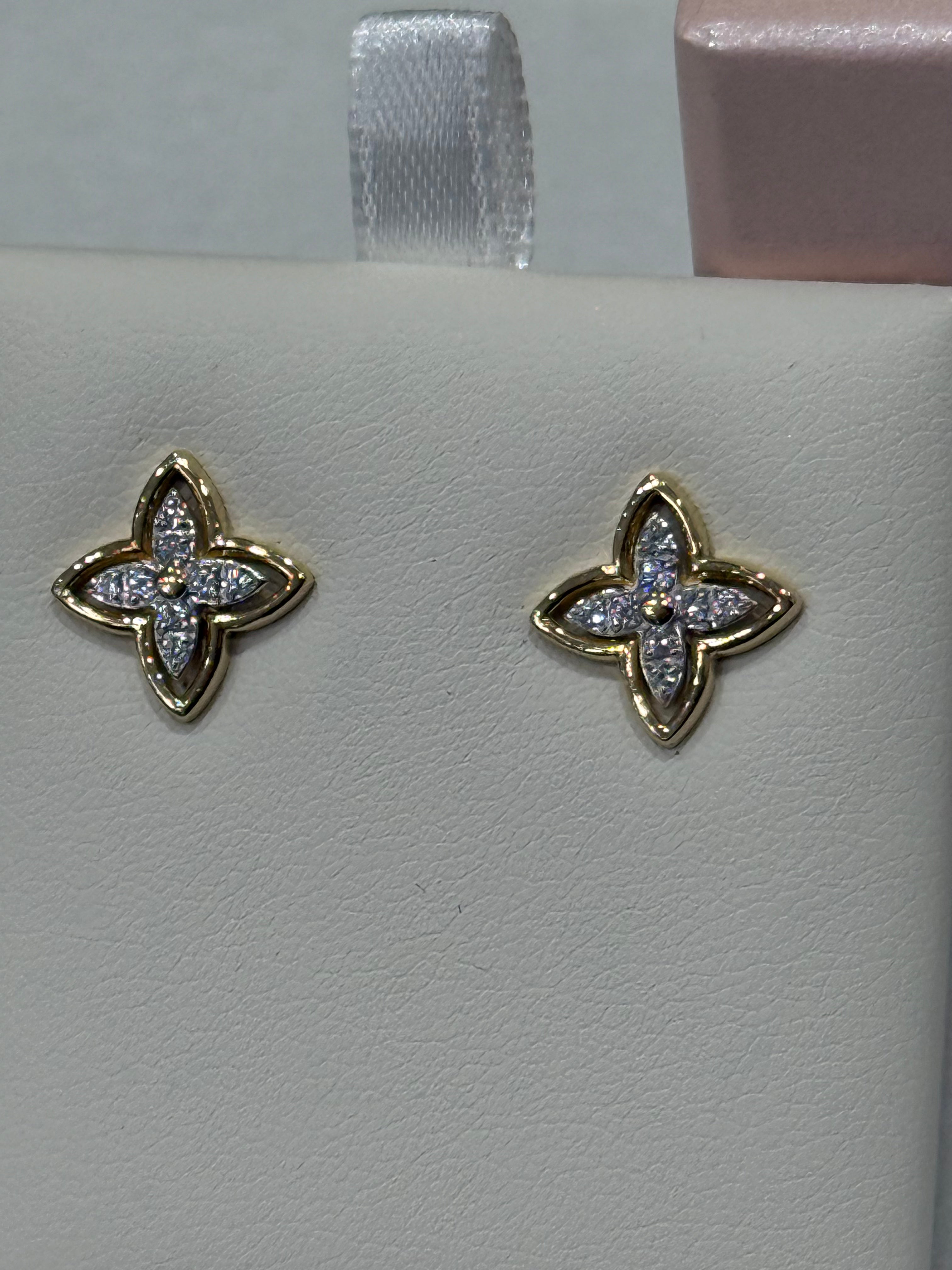 Flor Earring 14kt